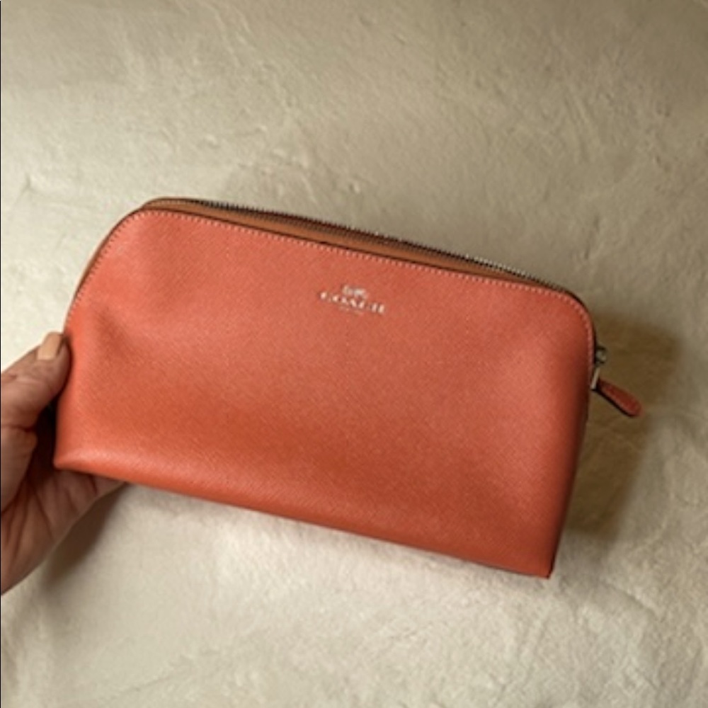 Coach Crossgrain Leather Cosmetic Case 22